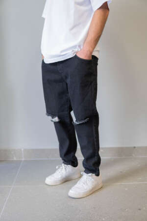 Jean – Ripped Knees |  Black