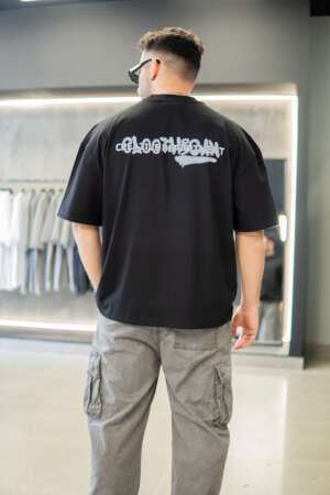 Oversized T-shirt–Creative Spray | Black