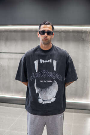 Oversized Tee-Washed Black Tiger